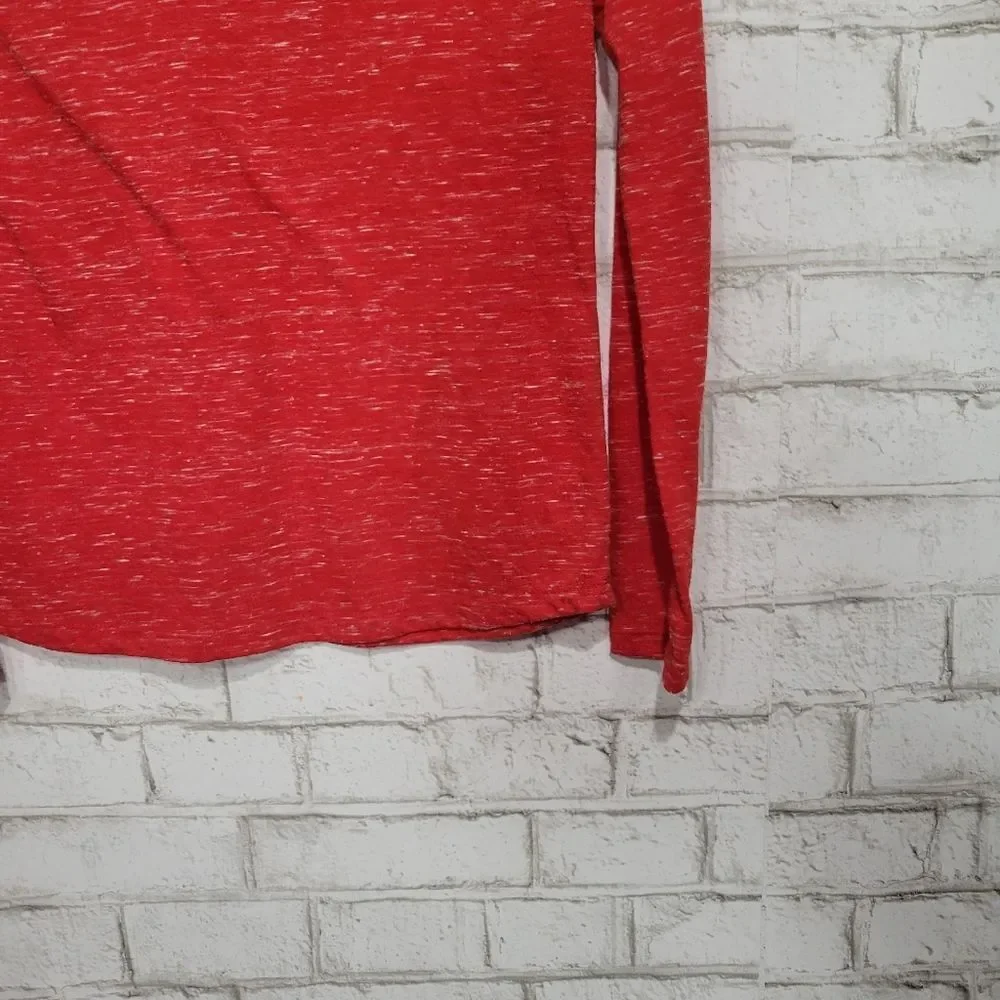 Campus Heritage WI Badgers long sleeve tee - Picture 9 of 13